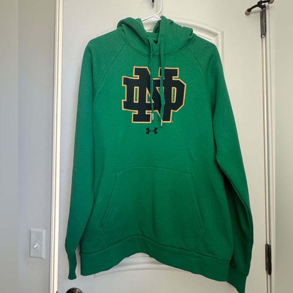 Norte Dame Green Under Armor Hoodie Sweatshirt with ND Logo NWT